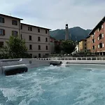 Vulcano Palace Hotell Castro (Lombardy)