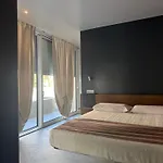 Vulcano Palace *