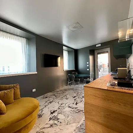 Vulcano Palace *