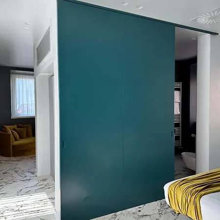 Hotell Vulcano Palace Castro (Lombardy)
